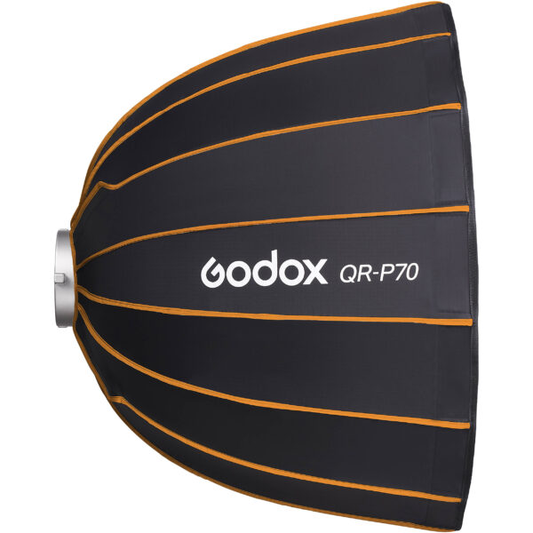 Godox QR-P70 je najnoviji model brzosklopivih softboxova za rad na terenu.  Izuzetno kvalitetan parabolic oktagon softbox kompaktnih dimenzija