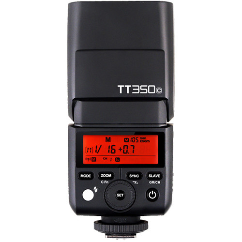 Godox TT350C je snažan blic malih dimenzija i poput Godox TT685C namenjen je Canon fotoaparatima, ali je dosta manji od njega