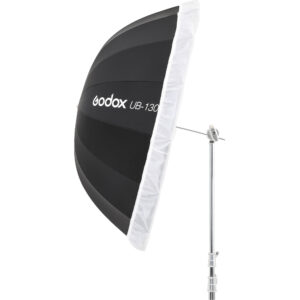 Godox DPU-130T je beli difuzor za 130cm kišobrane. Montira se jednostavno tako što se navuče elastična ivica difuzora preko ivice kišobrana