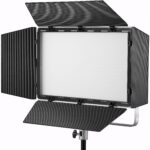 LP1200bi je svestrano i pristupacno LED svetlo iz nove Godox Litemons serije. Godox LP1200bi nudi meko svetlo i sirok raspon temperature (2800-6500K)