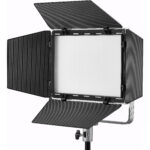 LP600bi je svestrano i pristupacno LED svetlo iz nove Godox Litemons serije. Godox LP600bi nudi meko svetlo i sirok raspon temperature (2800-6500K)