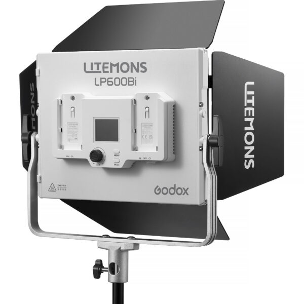 LP600bi je svestrano i pristupacno LED svetlo iz nove Godox Litemons serije. Godox LP600bi nudi meko svetlo i sirok raspon temperature (2800-6500K)