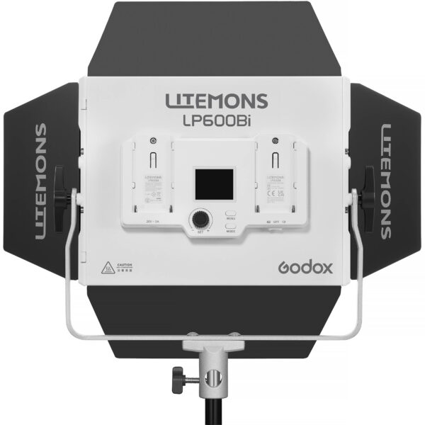 LP600bi je svestrano i pristupacno LED svetlo iz nove Godox Litemons serije. Godox LP600bi nudi meko svetlo i sirok raspon temperature (2800-6500K)