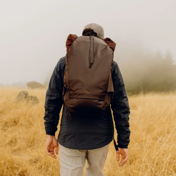 Peak Design Outdoor Backpack 25L Eclipse - Image 9
