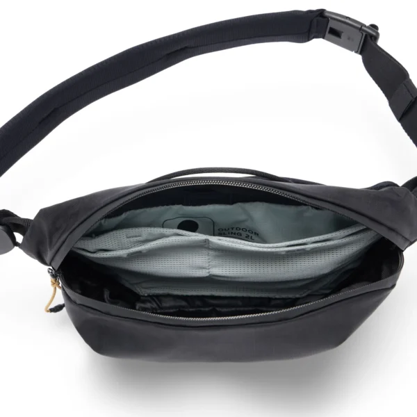 Peak Design Outdoor Sling 2L Black - Image 4