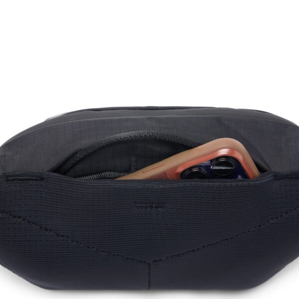 Peak Design Outdoor Sling 2L Black - Image 9
