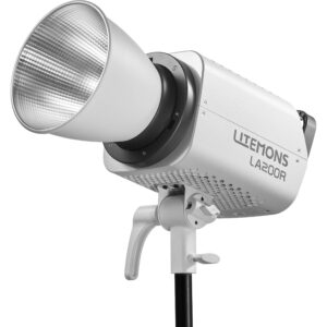 Godox LA200R glava je veoma snažan LED reflektor koji pruža vrhunski nivo osvetljenja i reprodukcije boja zahvaljujuci CRI/TLCI indexima od 95/94.