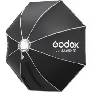 Godox UL-BOX-OCTA90 je izuzetno kvalitetan softbox precnika 90cm sa duplim difuznim platnom, gridom i futrolom, bowens kacenje.brzosklopivi za rad na terenu