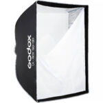 Godox UL-BOX-90 je izuzetno kvalitetan softbox dimenzija 90x90cm sa duplim difuznim platnom, gridom i futrolom, bowens kacenje.