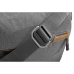 Peak Design Everyday Sling 3L - Ash - Slika 5