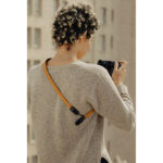 Peak Design Form Leather Camera Strap Short - Amber - Slika 4