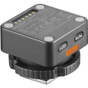 Godox X5S TTL bežični okidač blica radi besprekorno sa zasebno dostupnim iT32 mini blicem, dodajući hot shoe vezu i mogućnost okidanja blica