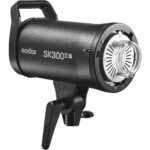 Godox SK300III-V je snažan i pouzdan studijski blic snage 300 Ws, namenjen portretnoj, modnoj, produkt i komercijalnoj fotografiji