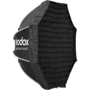 Godox EazyFlow Octa 90 je prenosivi oktagonalni softboks prečnika 90 cm, kreiran za fotografe i videografe koji žele meko svetlo i okrugle odsjaje u ocima