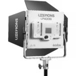 Godox Litemons LP400Bi-K2 predstavlja kompletno, prenosivo i izuzetno efikasno rešenje za rasvetu namenjeno kreatorima sadržaja, vloggerima, fotografima...