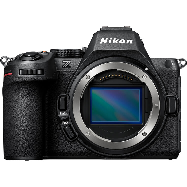 Nikon Z5 II C + Z 24-200mm F4-6.3 VR (srebrni)_5 Nikon Z5 II C + Z 24-200mm F4-6.3 VR (crni) - Slika 1